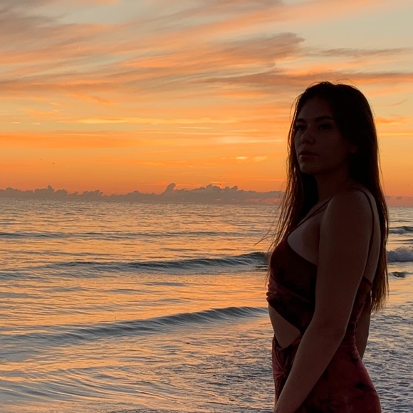 Meet your Posher, Marai - Picture 1 of 2